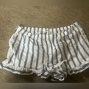 PINK VS Striped White and Black Shorts